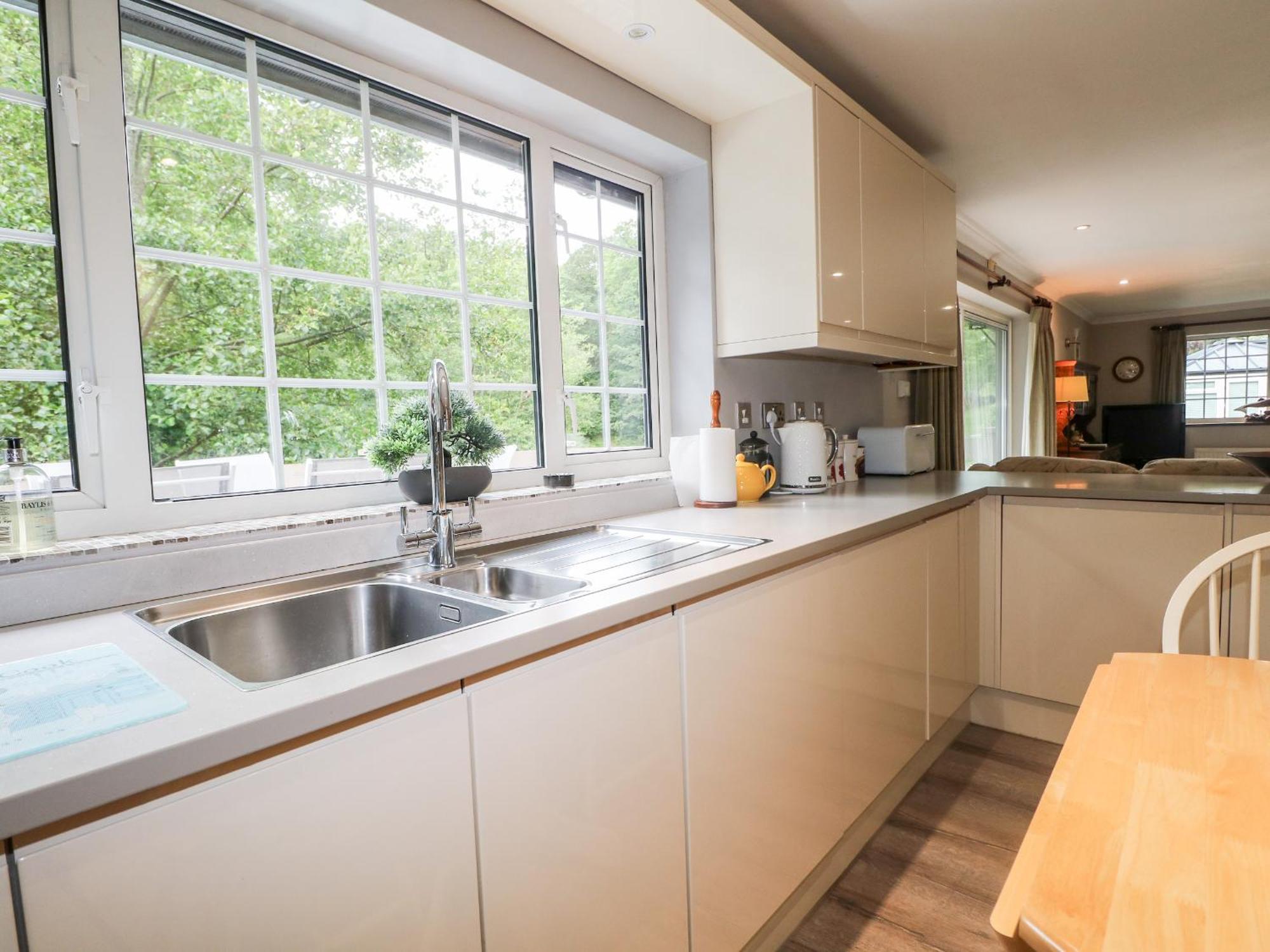 Miswells Cottages - Lake View Тернерс-Хилл Экстерьер фото