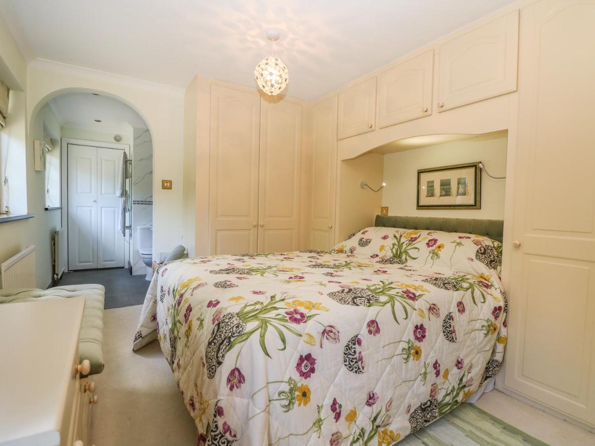 Miswells Cottages - Lake View Тернерс-Хилл Экстерьер фото